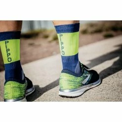 PIPPO AMSTERDAM Performance Triatlonsokken In Neongeel -Regatta shop performance triatlonsokken in neongeel 2